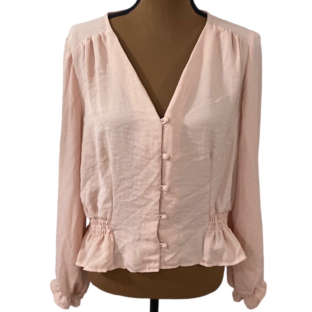Topshop blush smocked detail ruffled v-neck blouse with covered buttons size 10